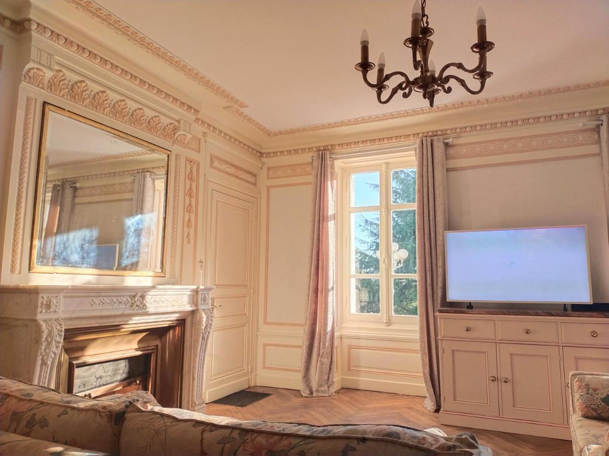 Château Bégot Lansac  Extérieur photo
