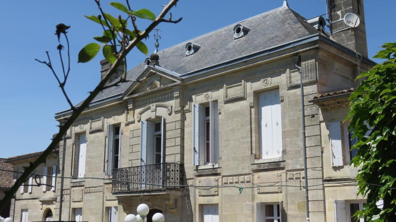 Maison d'hôtes Château Bégot à Lansac  Extérieur photo