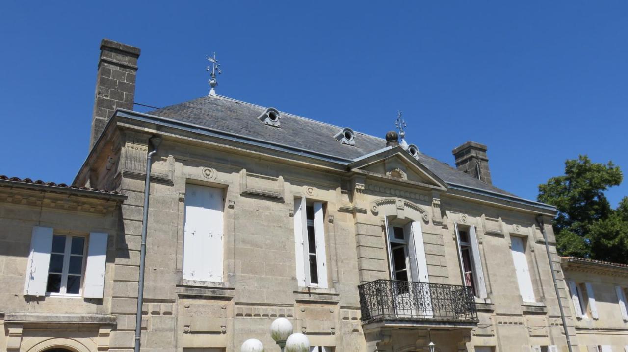 Maison d'hôtes Château Bégot à Lansac  Extérieur photo